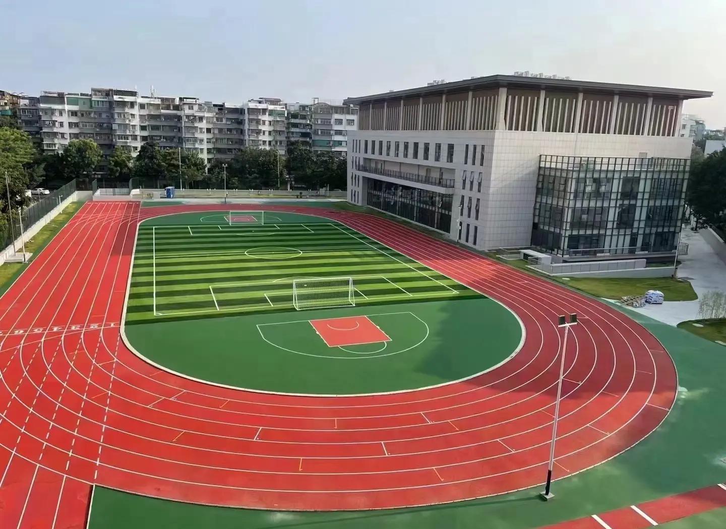 和田地区人造草坪塑胶篮球场 - 哪里好